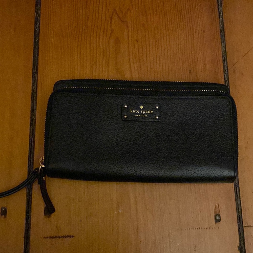 Kate Spade Wristlet! Excellent Condition!